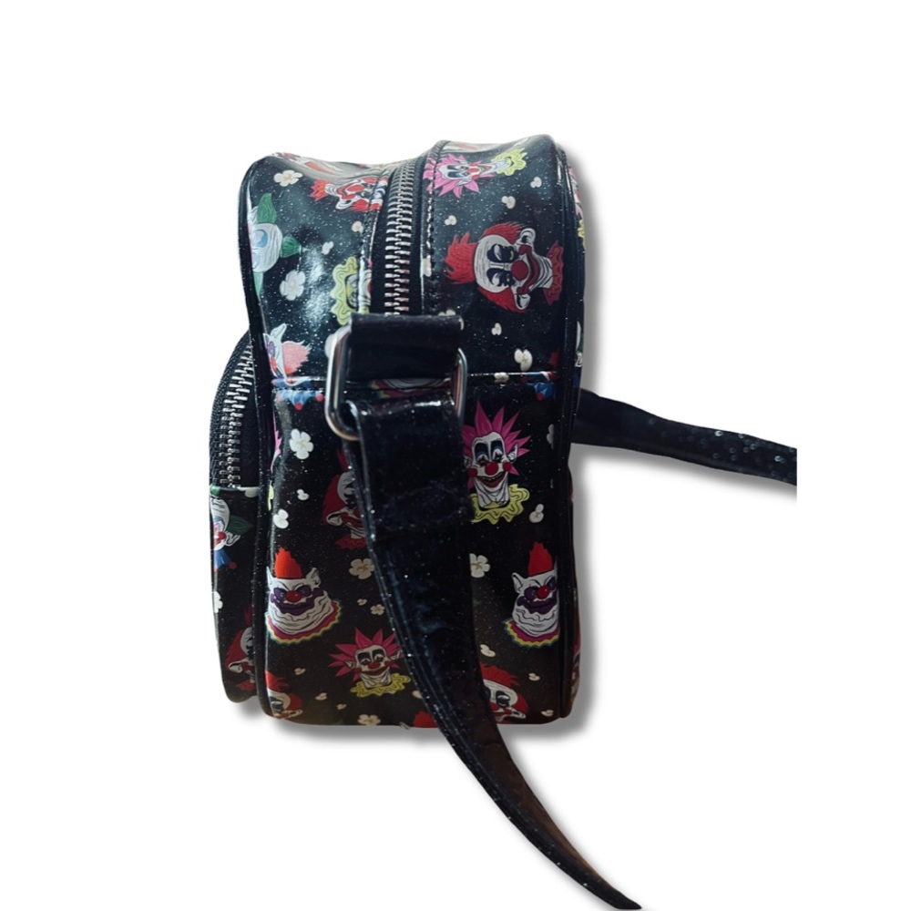 Cakeworthy Killer Klowns From Outer Space Crossbody Bag - Picture 4 of 10